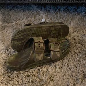 Size 3 Skechers - camouflage